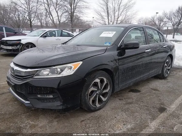 1HGCR2F88GA131596 2016 HONDA ACCORD - Image 2