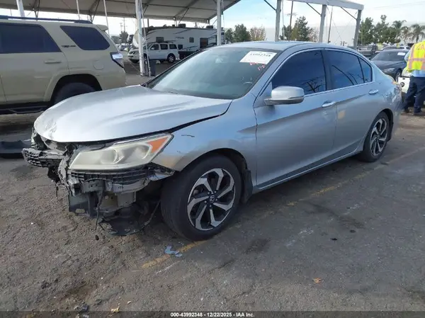 1HGCR2F88GA142033 2016 HONDA ACCORD - Image 2