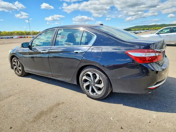 1HGCR2F88GA142632 2016 HONDA ACCORD - Image 2