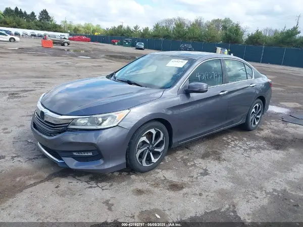 1HGCR2F88GA147099 2016 HONDA ACCORD - Image 2