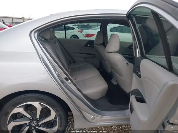 1HGCR2F88GA149547 2016 HONDA ACCORD - Image 8