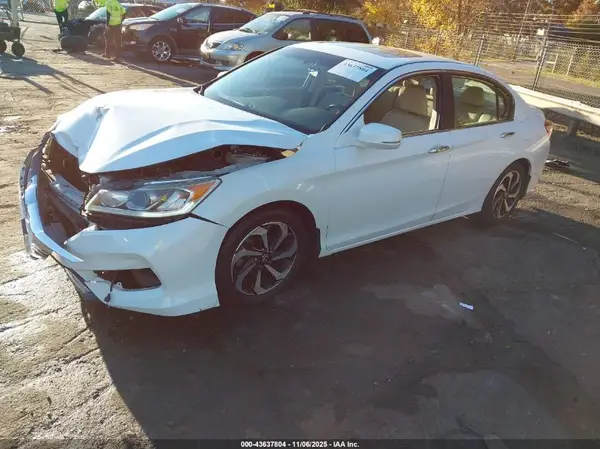 1HGCR2F88GA161455 2016 HONDA ACCORD - Image 2