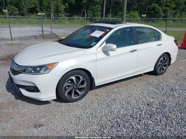 1HGCR2F88GA245193 2016 HONDA ACCORD - Image 2