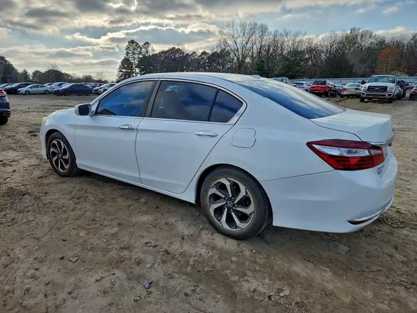 1HGCR2F88HA004137 2017 HONDA ACCORD - Image 2