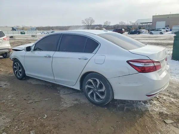 1HGCR2F88HA015798 2017 HONDA ACCORD - Image 2