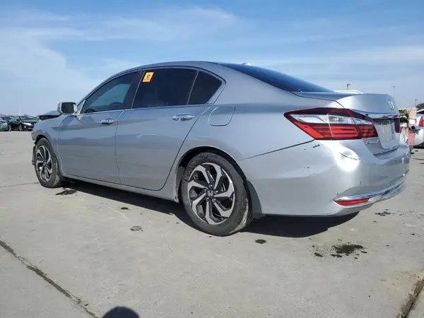 1HGCR2F88HA021178 2017 HONDA ACCORD - Image 2