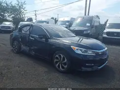 1HGCR2F88HA028003 2017 HONDA ACCORD