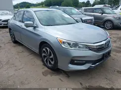1HGCR2F88HA033072 2017 HONDA ACCORD