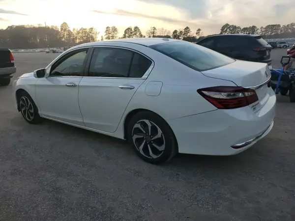 1HGCR2F88HA041222 2017 HONDA ACCORD - Image 2