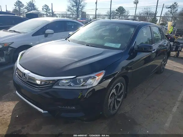 1HGCR2F88HA101841 2017 HONDA ACCORD - Image 2