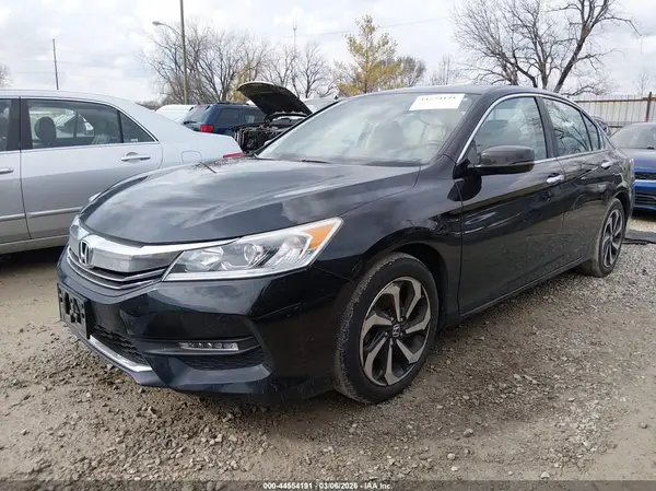 1HGCR2F88HA105131 2017 HONDA ACCORD - Image 2