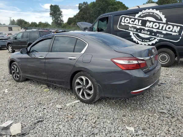 1HGCR2F88HA132216 2017 HONDA ACCORD - Image 2