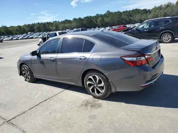 1HGCR2F88HA132278 2017 HONDA ACCORD - Image 2