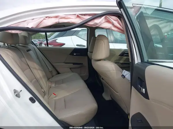 1HGCR2F88HA157648 2017 HONDA ACCORD - Image 8