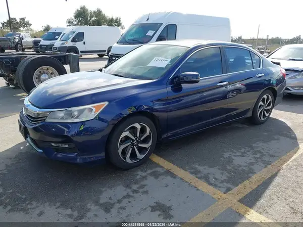 1HGCR2F88HA166057 2017 HONDA ACCORD - Image 2