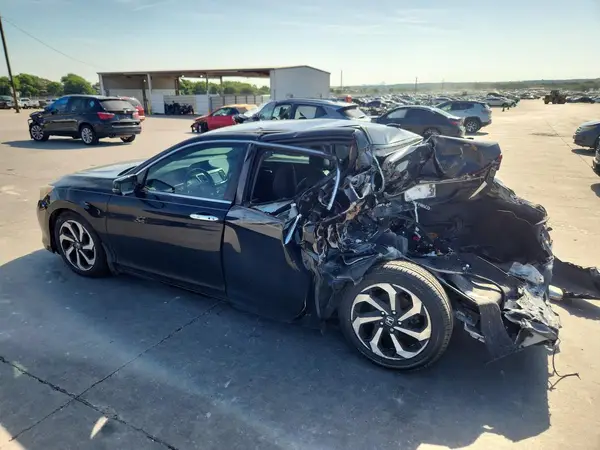 1HGCR2F88HA166155 2017 HONDA ACCORD - Image 2