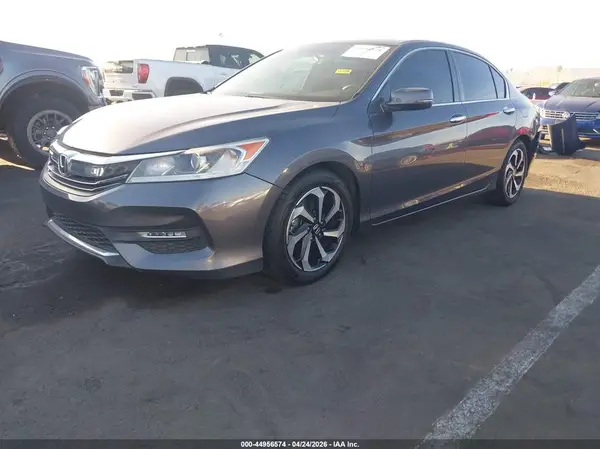 1HGCR2F88HA233417 2017 HONDA ACCORD - Image 2