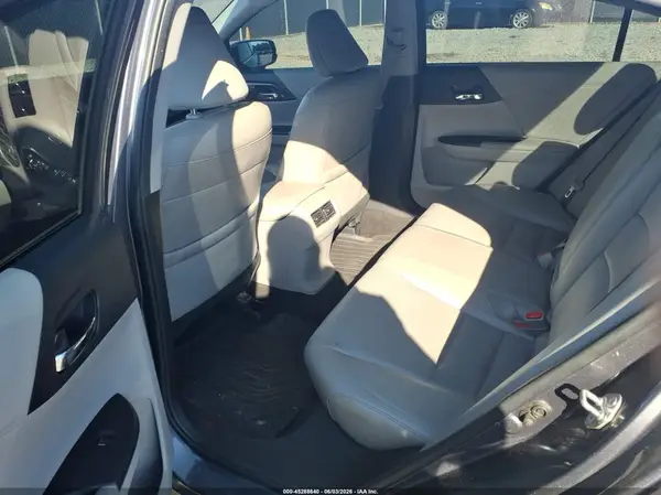 1HGCR2F88HA250184 2017 HONDA ACCORD - Image 8