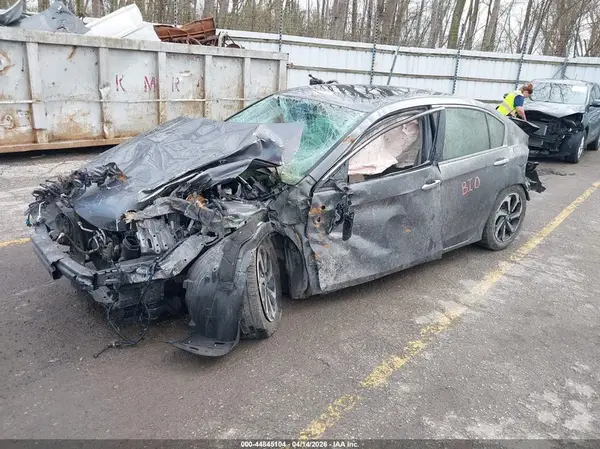 1HGCR2F88HA266725 2017 HONDA ACCORD - Image 2