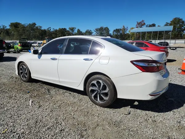 1HGCR2F88HA268670 2017 HONDA ACCORD - Image 2