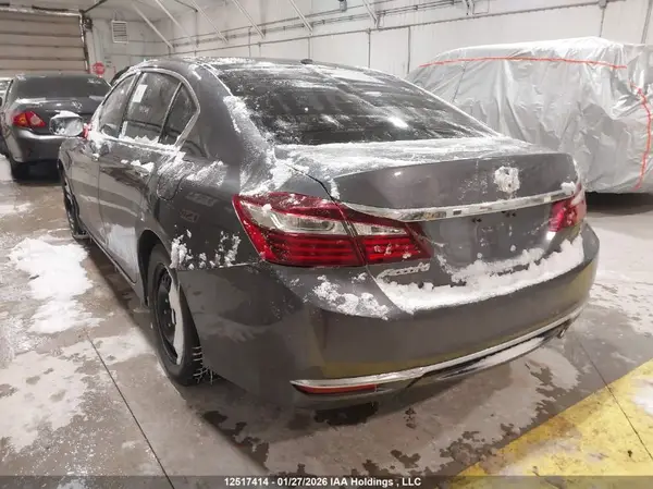 1HGCR2F88HA806378 2017 HONDA ACCORD - Image 2