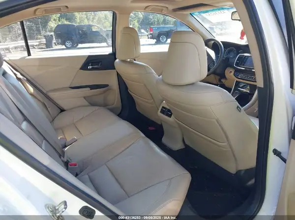 1HGCR2F89GA000192 2016 HONDA ACCORD - Image 8