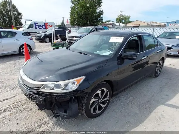 1HGCR2F89GA000614 2016 HONDA ACCORD - Image 2