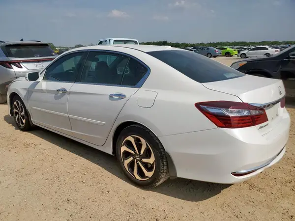 1HGCR2F89GA107002 2016 HONDA ACCORD - Image 2