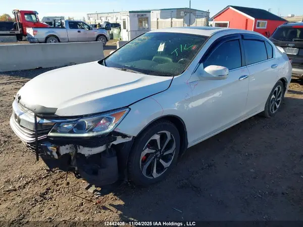 1HGCR2F89GA800619 2016 HONDA ACCORD - Image 2