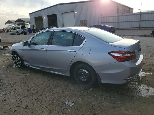 1HGCR2F89HA011811 2017 HONDA ACCORD - Image 2