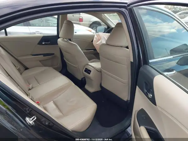 1HGCR2F89HA028026 2017 HONDA ACCORD - Image 8