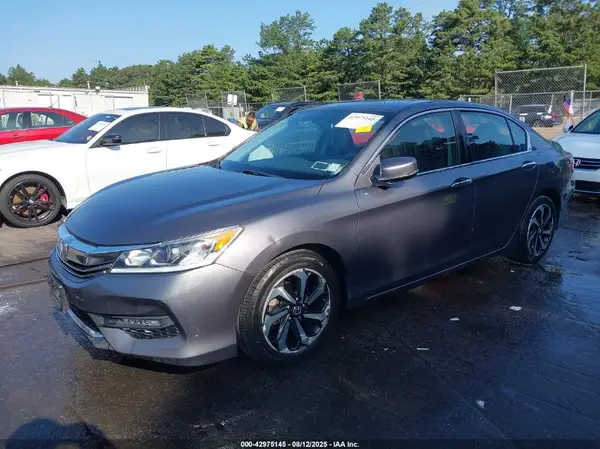 1HGCR2F89HA043903 2017 HONDA ACCORD - Image 2