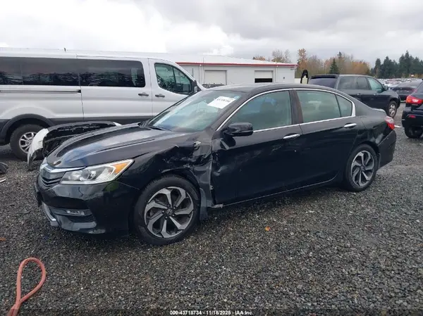 1HGCR2F89HA045277 2017 HONDA ACCORD - Image 2