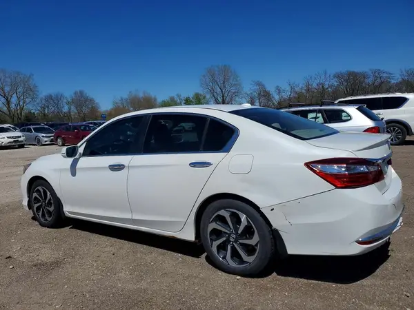 1HGCR2F89HA071877 2017 HONDA ACCORD - Image 2