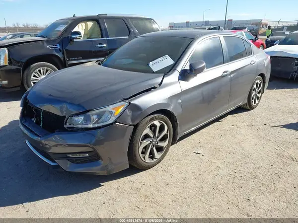 1HGCR2F89HA100634 2017 HONDA ACCORD - Image 2