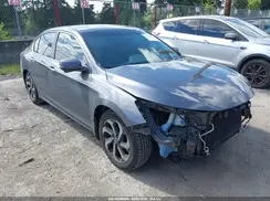 1HGCR2F89HA103212 2017 HONDA ACCORD