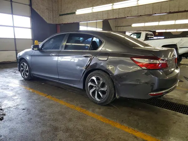 1HGCR2F89HA126277 2017 HONDA ACCORD - Image 2