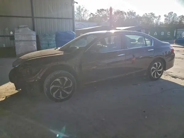 1HGCR2F89HA137831 2017 HONDA ACCORD - Image 1