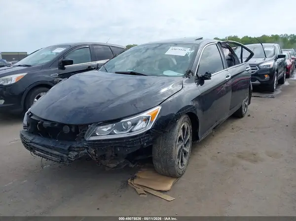 1HGCR2F89HA168156 2017 HONDA ACCORD - Image 2