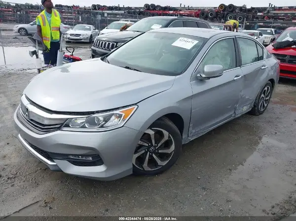 1HGCR2F89HA171767 2017 HONDA ACCORD - Image 2