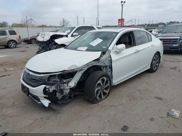 1HGCR2F89HA174927 2017 HONDA ACCORD - Image 2