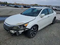 1HGCR2F89HA174944 2017 HONDA ACCORD