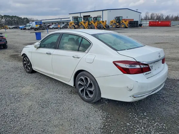 1HGCR2F89HA174944 2017 HONDA ACCORD - Image 2