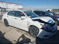 1HGCR2F89HA194742 2017 HONDA ACCORD