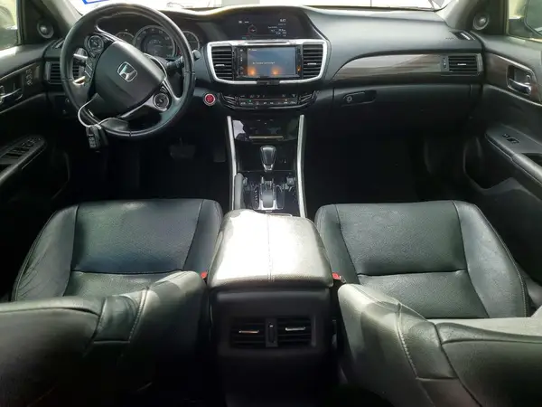 1HGCR2F89HA218134 2017 HONDA ACCORD - Image 8