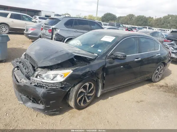 1HGCR2F89HA288782 2017 HONDA ACCORD - Image 2
