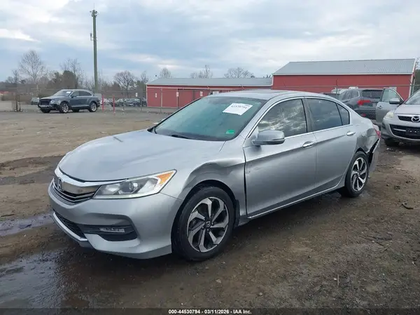 1HGCR2F8XGA000816 2016 HONDA ACCORD - Image 2