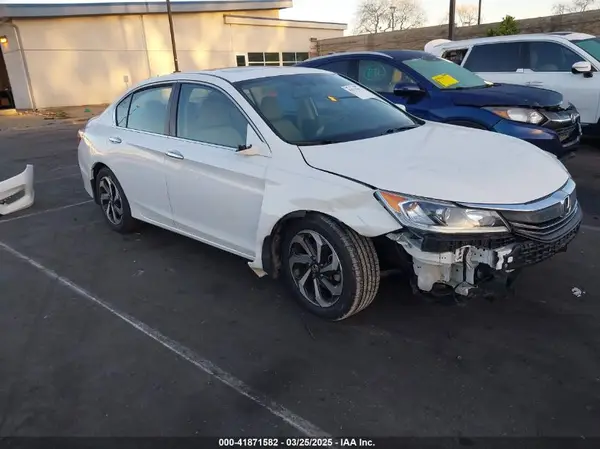 1HGCR2F8XGA018247 2016 HONDA ACCORD - Image 1