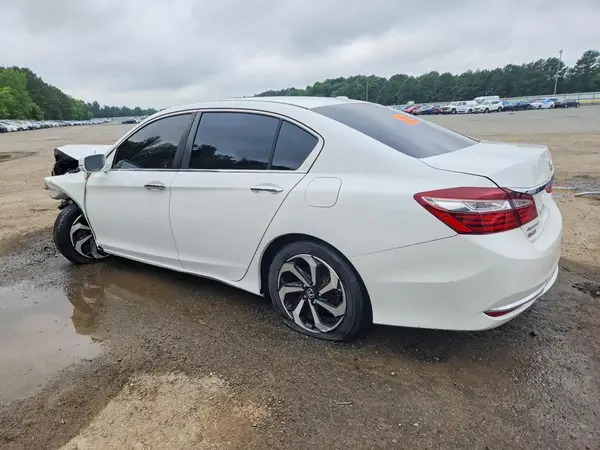 1HGCR2F8XGA023691 2016 HONDA ACCORD - Image 2