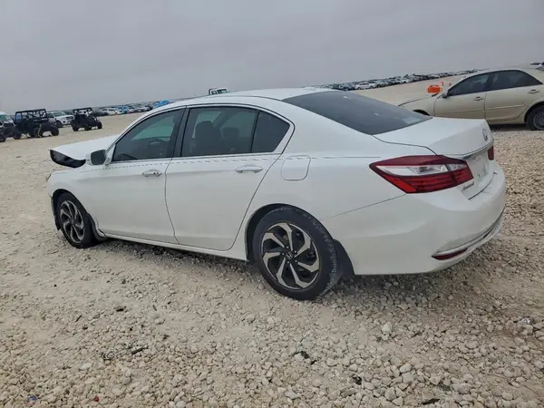 1HGCR2F8XGA054231 2016 HONDA ACCORD - Image 2